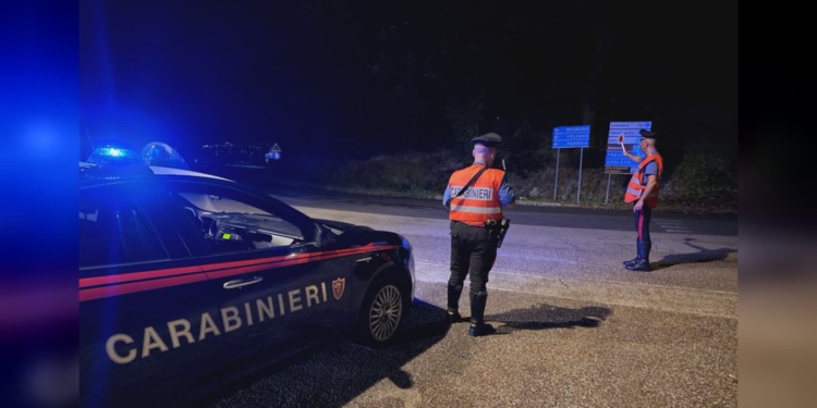 Mori makinë me qira për të shpërndarë kokainën, arrestohet i riu shqiptar në Itali