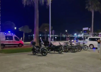 Aksident në Lungomare në Vlorë, makina përplaset me motorin
