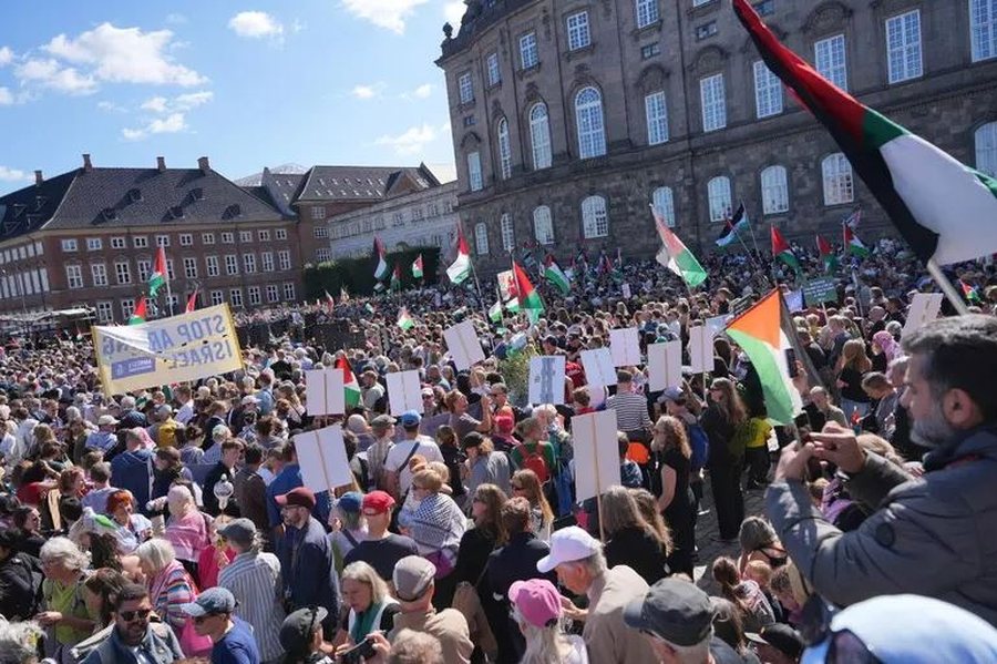 Dhjetëra mijëra protestues pro Gazës në 40 qytete australiane dhe Danimarkë