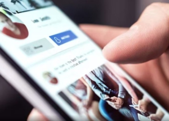 “Hiqni miqësinë me hebrenjtë në Facebook!” Propozimi i profesorit të drejtësisë ndez polemikat në Itali