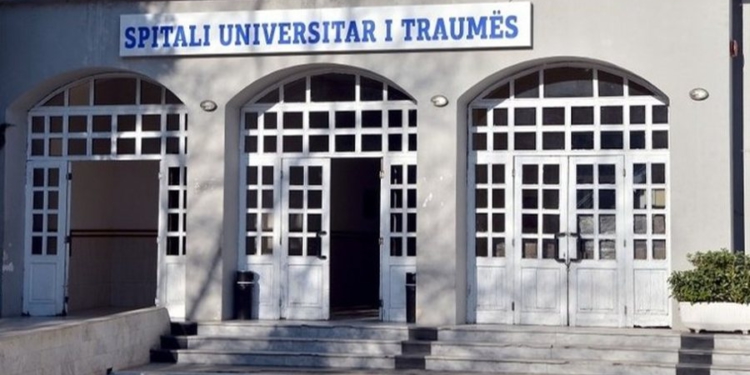 Stuhia në Tiranë shkakton lëndime te njerëzit, 20 persona paraqiten të ‘Trauma’