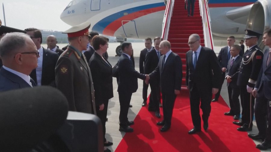 Jinping pret Putinin në Kinë, Pekini mbledh 20 liderë globalë në një sfidë ndaj perëndimit
