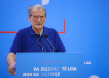 Ndërprerja e sinjalit të News24, reagon Berisha: Sulm ndaj lirisë së medias!