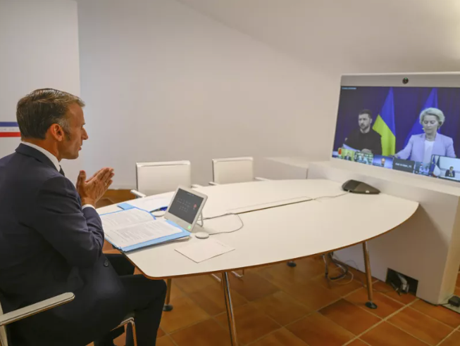 Përfundon videokonferenca e liderëve europianë me Zelenskyn në Bruksel, ja çështjet që diskutuan para takimit vendimtar me Trump