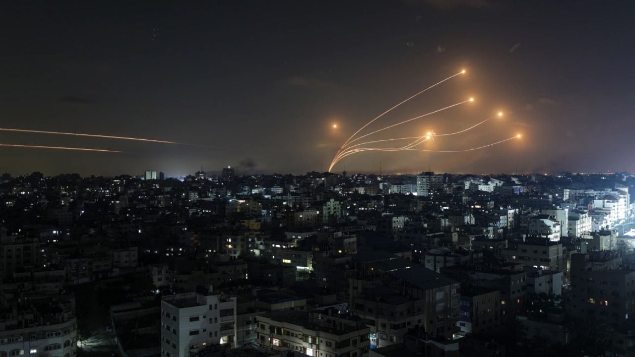Bien sirenat e sulmit ajror në Tel Aviv, ushtria izraelite identifikon raketën e lëshuar nga Jemeni