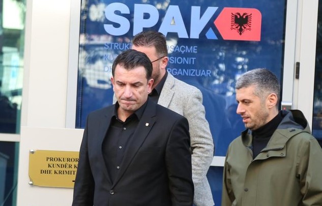 6 muaj në burg, mbrojtja e Veliajt: SPAK s’i jep kopjen fizike të materialeve hetimore, s’ka akses në pajisje elektronike
