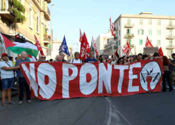 Mijëra protestues kundër planit për ndërtimin e urës më të gjatë në botë!