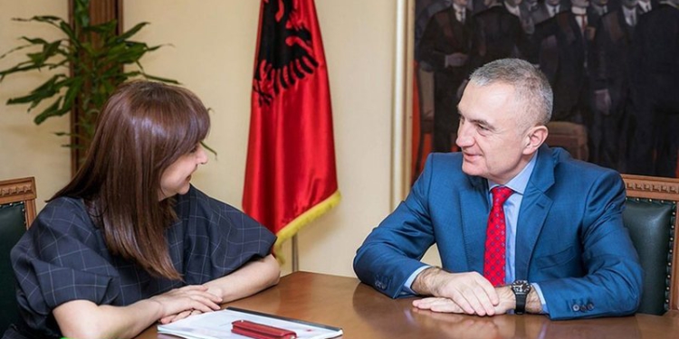 “Më rrëmbyen”, Avokatja e Popullit zbarkon në 313 dhe dëgjon pretendimet e Ilir Metës