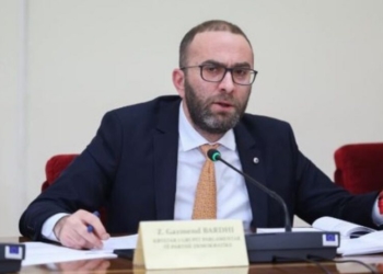 Rama kritikoi gjyqtarin Balliu, reagon Bardhi: Ata zbatojnë rregullat që miraton qeveria e Kuvendi