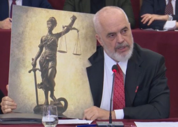 “Çfarë hëngri kur pengoi çlirimin e tokës së xanun”, Rama ‘piketon’ një tjetër gjyqtar: Është i vetmi që…