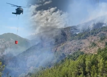 Zjarret nga grupi kriminal në Vlorë, një helikopter i FA-ve niset drejt Selenicës, një tjetër bëhet gati për në Finiq