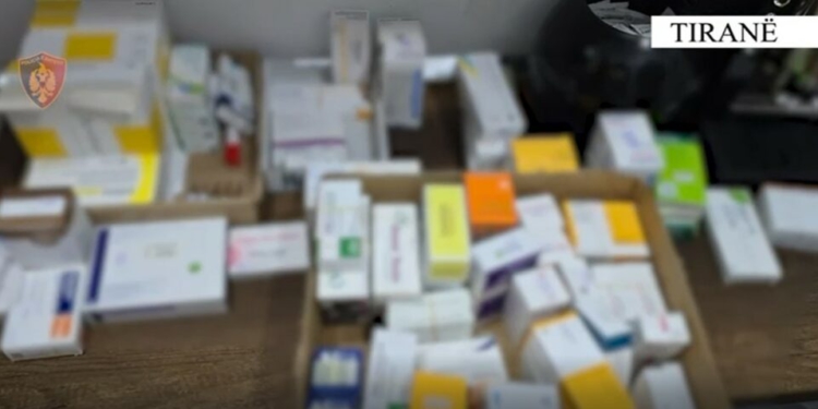 Tregtonte ilaçe të kontrabanduara me vlerë 35 mijë euro, arrestohet administratori i farmacisë