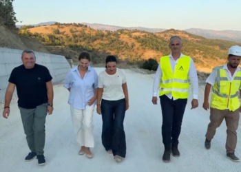 Balluku dhe Kumbaro në aksin rrugor Berat–Ballaban, pritet të përfundoj brenda vitit