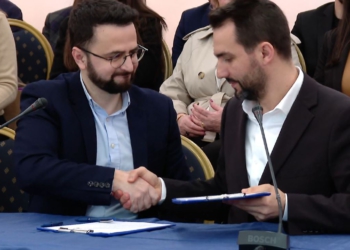 Merr fund ëndrra e Lapajt për t’u bërë deputet! Burime: Në çdo rast, mandatin e merr një zonjë!