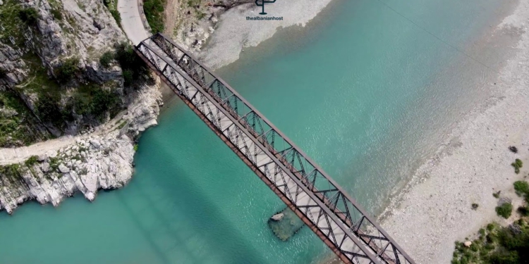 VIDEO / Rama: Ura e Dragotit, një kryevepër inxhinierike mbi lumin Vjosa