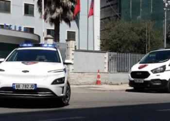 Plagosje me armë zjarri në Durrës, autori largohet nga vendngjarja