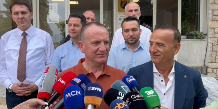 “Thirrjet antishqiptare, skandaloze”, Taravari nga Pogradeci: Bota serbe ka ndërhyrë thellë në RMV