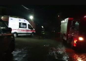 Krujë, i vihet zjarri mbeturinave pranë kabinës elektrike në Nikël, në rrezik banesat