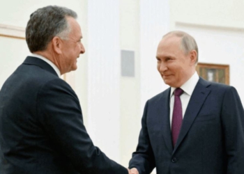 Afati për armëpushim drejt fundit, i dërguari i Donald Trump takohet me Vladimir Putinin në Kremlin