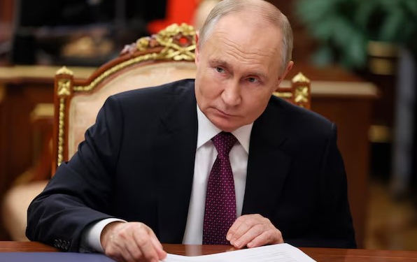 Pas dërgimit të nëndetëseve pranë Rusisë nga Trump, Putin lëshon 4 bombardues bërthamorë drejt Evropës