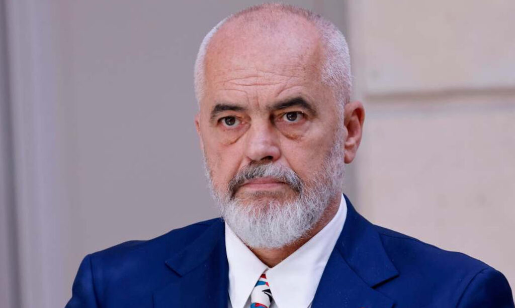 VIDEO / Rama: Forcat Komando, vlerë e shtuar në luftën kundër zjarrit mes Delvinës e Gjirokastrës