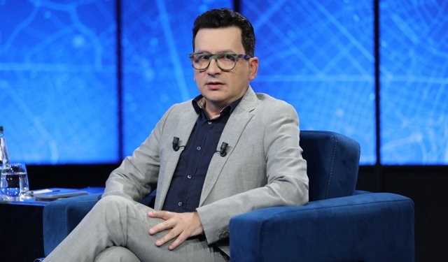 Spahiu: Trump premtoi ‘Amerikën e madhe’, por nëse ndahet Ukraina, bëhet ‘Rusia e Madhe’!