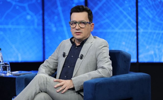 Spahiu: Trump premtoi ‘Amerikën e madhe’, por nëse ndahet Ukraina, bëhet ‘Rusia e Madhe’!