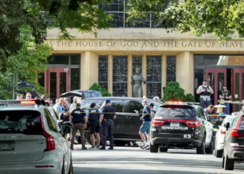 Detaje nga sulmi në SHBA, dy fëmijë të vdekur! Autori kishte me vete tre armë zjarri