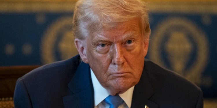 Hyjnë në fuqi tarifat e reja, Trump: Miliarda dollarë po vijnë në SHBA