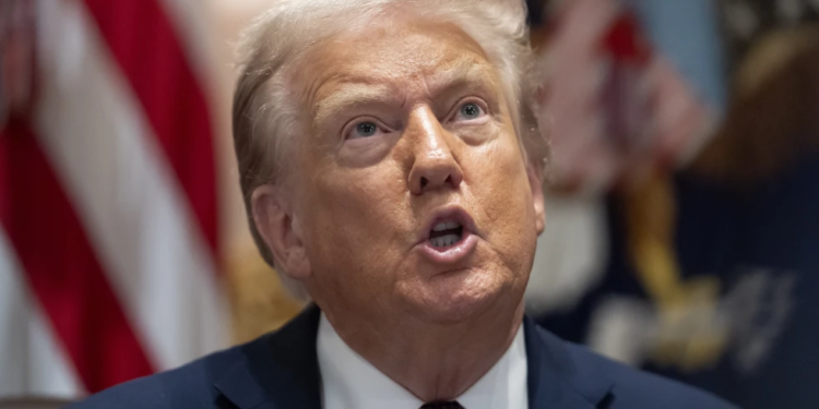 Sondazhet: Popullariteti i Trump rritet me fokusin te krimi, ndërsa qasja ndaj emigracionit dobësohet