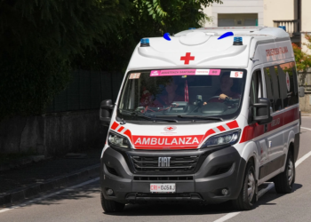 Sherr mes dy familjeve shqiptare në Itali, 5 të plagosur, arrestohen 6 burra