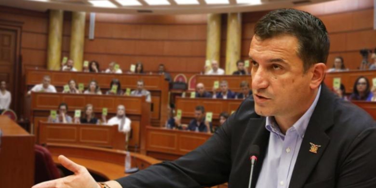 “Këshilli Bashkiak shkeli ligjin”, juristi tregon çfarë ndodh pas ankimimit të Veliajt në Kushtetuese