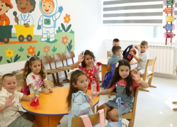Rama nxjerr fotot nga shkolla e rikonstruktuar në Elbasan: Është kthyer në një hapësirë të denjë për mësim!