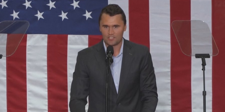 “The Charlie Kirk Show” vazhdon, Vance e drejton nga Shtëpia e Bardhë