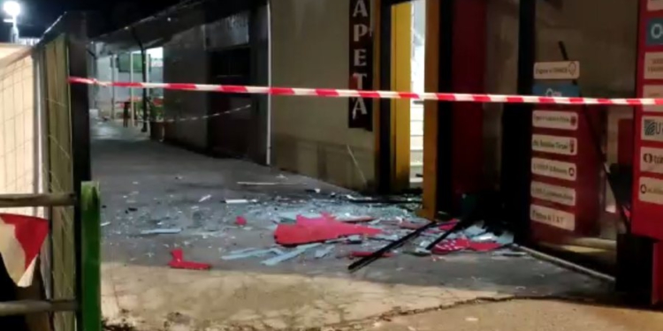 Tronditet Lushnja! Shpërthim me tritol në banesën e Klea Gjatës, të dashurës së Laert Haxhiut