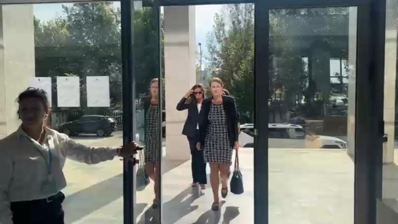 Hapja e garës për kreun e SPAK/ Mbërrijnë në KLP përfaqësues të Ambasadës Amerikane