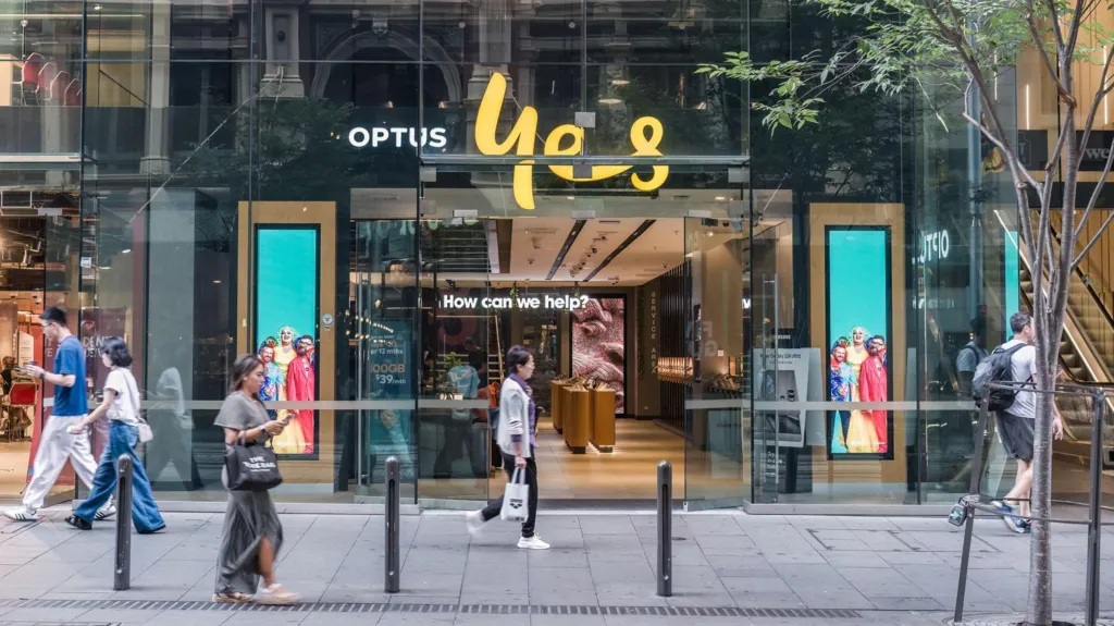 Kompania celulare kaloi në kolaps! Qytetarët s’bënin dot telefonata emergjente, shkaktohen 3 vdekje