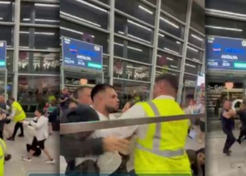 VIDEO / Grushta e shkelma në Rinas, dalin pamjet e sherrit masiv! Ja çfarë ndodhi mes policisë dhe udhëtarëve