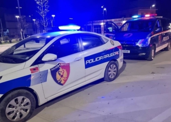 Durrës, dhunohet turisti austriak/ Policia procedon dy 17-vjeçarë
