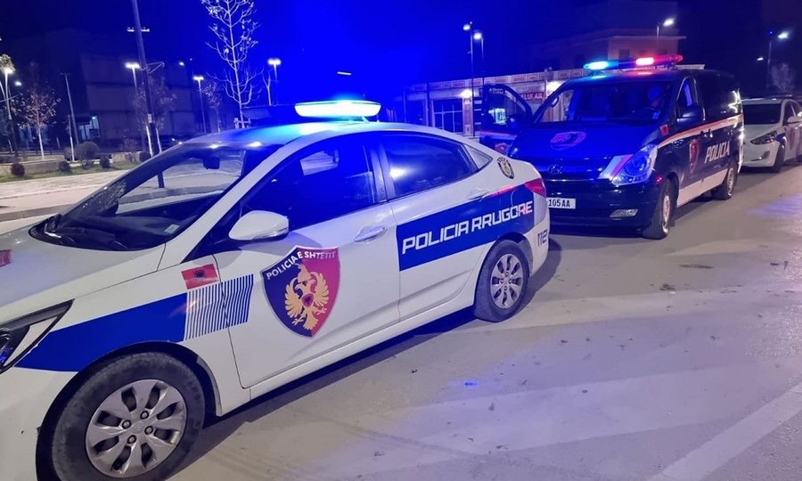 Durrës, dhunohet turisti austriak/ Policia procedon dy 17-vjeçarë