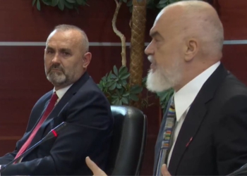 Manja ia kalon stafetën Lamallarit, Rama nuk kursen kritikat: Drejtimi i ministrisë së Drejtësisë ka mbetur në Dibër