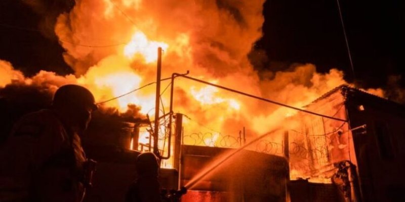 Ukraina sulmon gjatë natës me dronë një nga rafineritë më të mëdha ruse të naftës