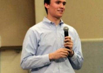 E krijoi kur ishte vetëm 18 vjeç, “Perandoria” 100 milionë dollarëshe që la pas Charlie Kirk
