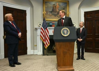 Larry Ellison rrëzon nga froni Elon Musk, bëhet njeriu më i pasur në botë falë Trump