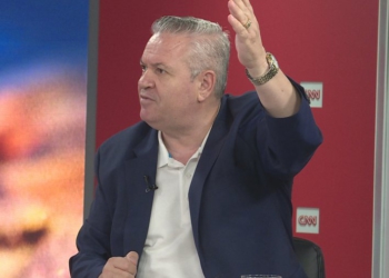 VIDEO / Murrizi i kujton Berishës akuzat me Bardhin: Keni karakter bastard! B*** lëpirjet tuaja…