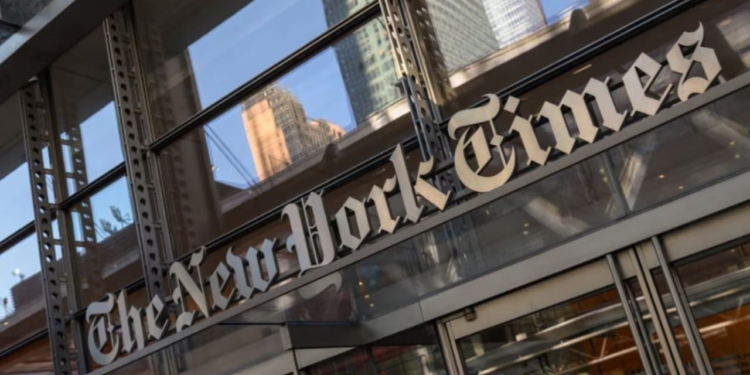 Trump padit New York Times për 15 miliardë dollarë: Është kthyer në shpërndarëse gënjeshtrash..