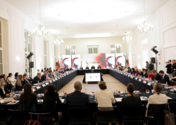 ‘Në tryezën e partnerëve ndërkombëtarë’, Rama ndan pamjet: Adresojmë arritjet dhe sfidat