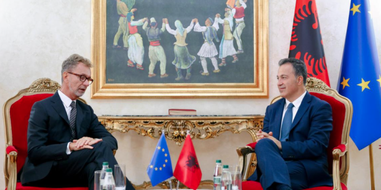 Peleshi takim me Gonzaton, ambasadori: Rikonfirmojmë mbështetjen drejt anëtarësimit