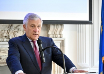 Antonio Tajani: Nuk ka ndalim nga BE-ja, por Italia nuk blen më gaz rus