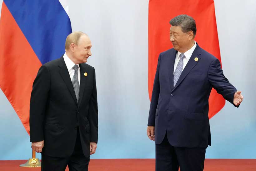 Analizë/ Xi në gjurmët e Mao-s, Rusia është kthyer në një “koloni” kineze
